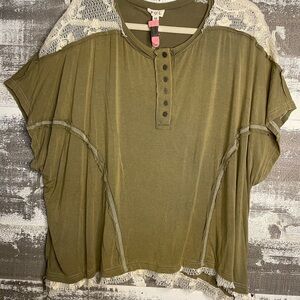 POL Olive Short Sleeve Henley with Lace Trim